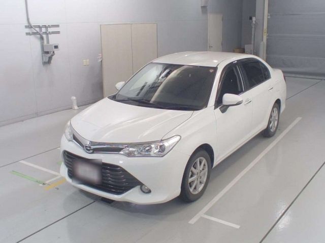 30368 Toyota Corolla axio NRE161 2015 г. (CAA Chubu)